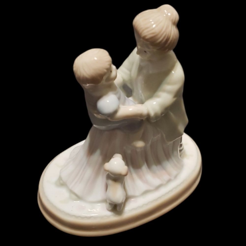 Mother & child figure (mom & me)
